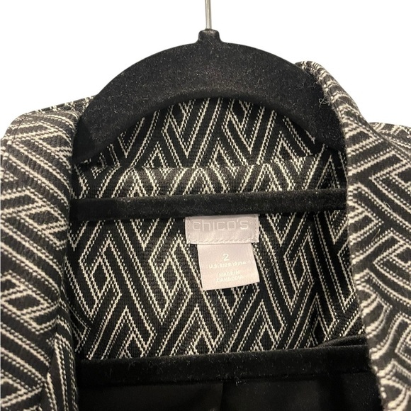 Chico's Black and White Blazer Classic Open-Front Design Women’s Size 2 Work - Picture 2 of 7